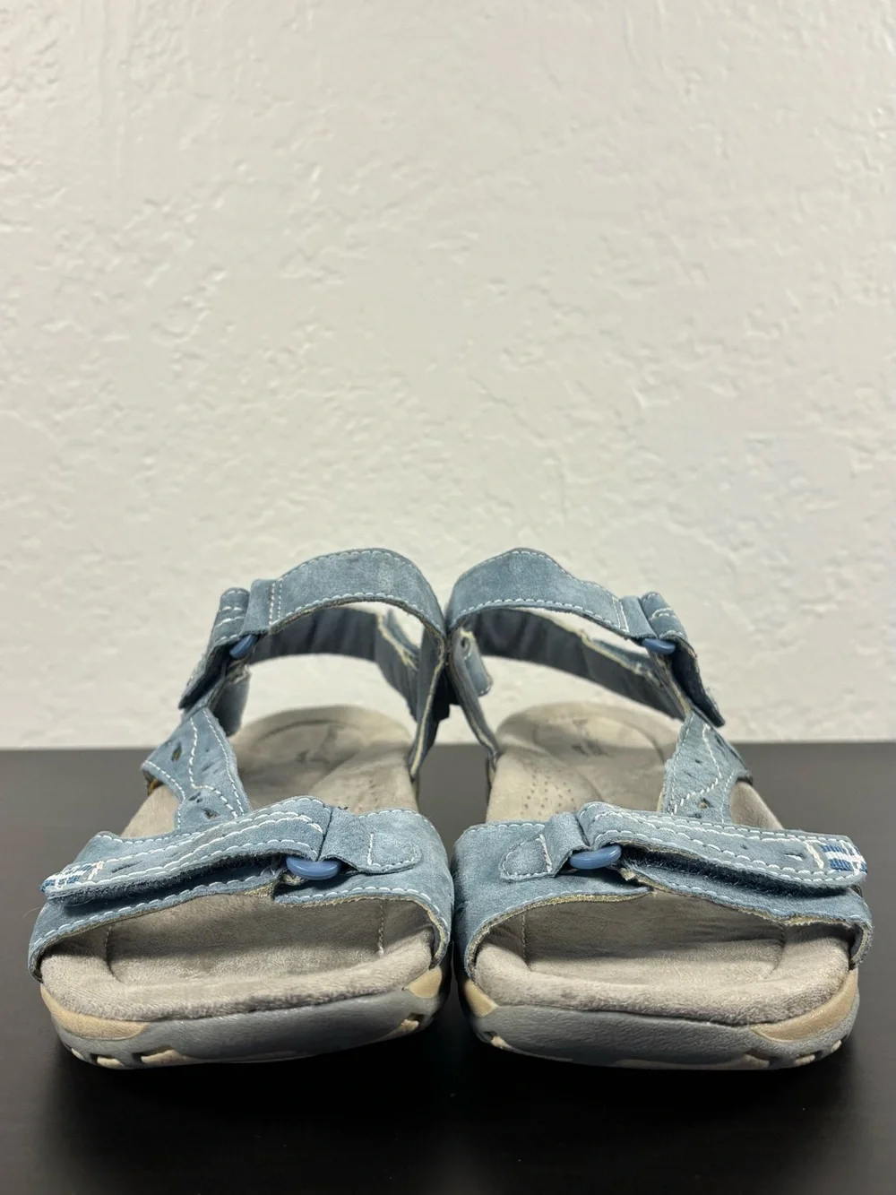 Earth Origins Light Blue Suede Comfort Casual Sandals Leather Straps Hiking